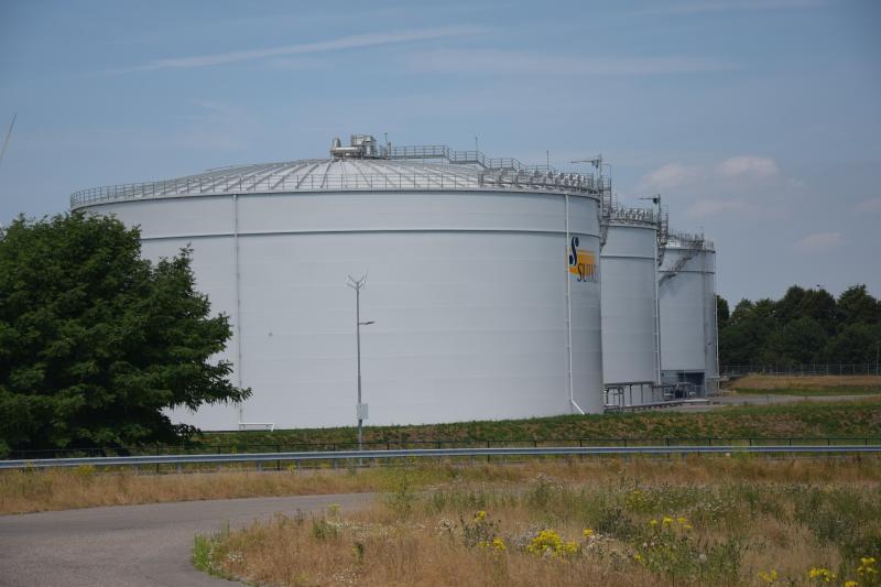 De vrachtwagens van Suiker Unie, onderdeel van Cosun, rijden op biogas, geproduceerd met reststromen van de suikerbietverwerking.