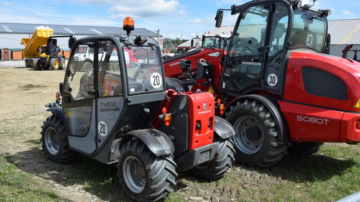 Weidemann T 4512 compacte verreiker.