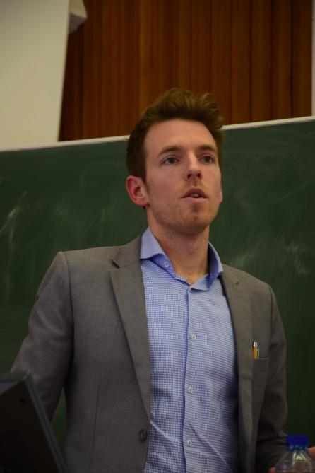 “Het beeld van die ‘vuile  onkruidboeren’ bestaat nog steeds”, betreurt Sander Van Haver van  het Innovatiesteunpunt.