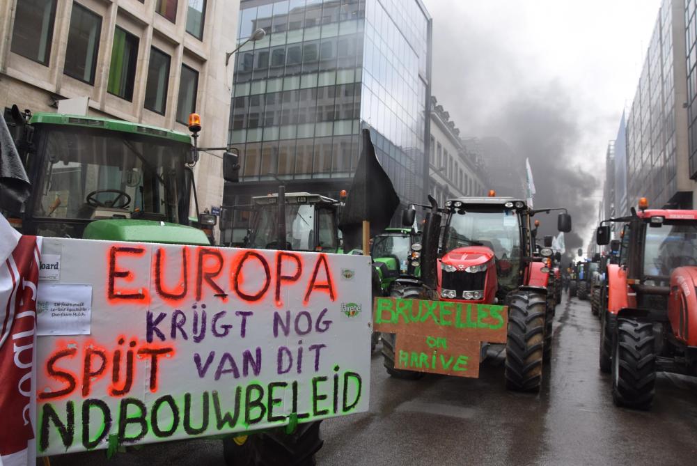 Landbouwers worden opgeroepen om in hartje Brussel te demonstreren tegen het verminderen van landbouwsteun.