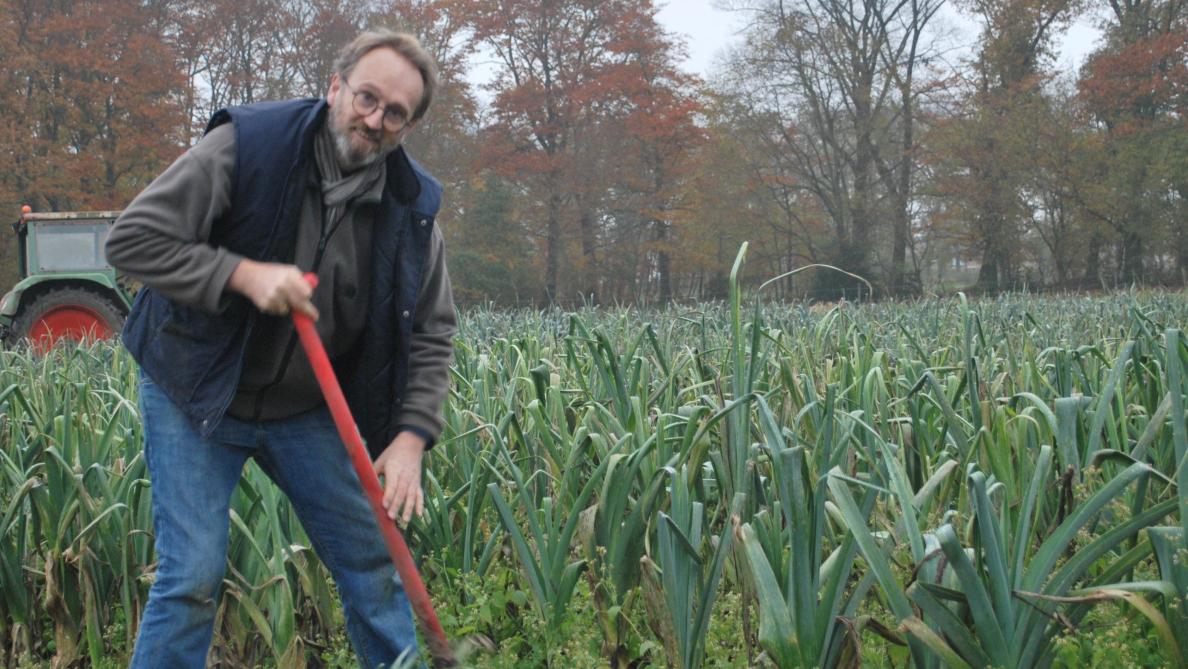 Bioboer Bavo Verwimp pleit voor meer aandacht voor ‘landbouwers in bijberoep’.