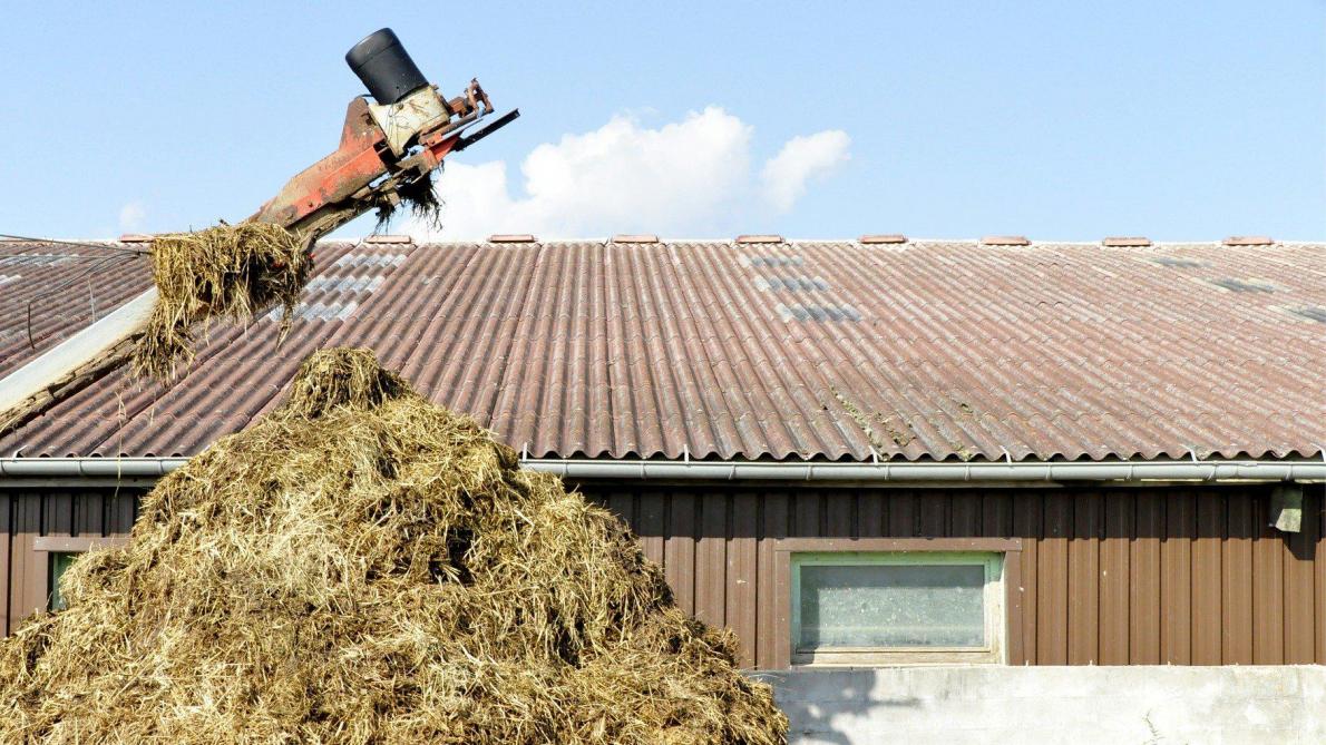 28.000 ton asbest uit daken in de land- en tuinbouw is al of wordt nog opgehaald.