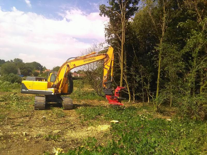 Bij de aanschaf van machines is service van de leverancier een belangrijk punt, maar ook werkefficiëntie speelt een grote rol.