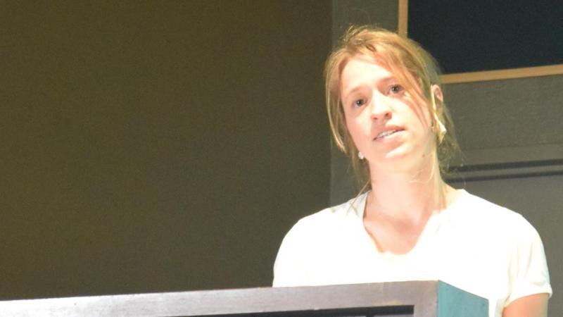 Marijke Aluwé kon uit proeven niet concluderen dat het gescheiden afmesten van beren en gelten leidt tot minder berengeur.