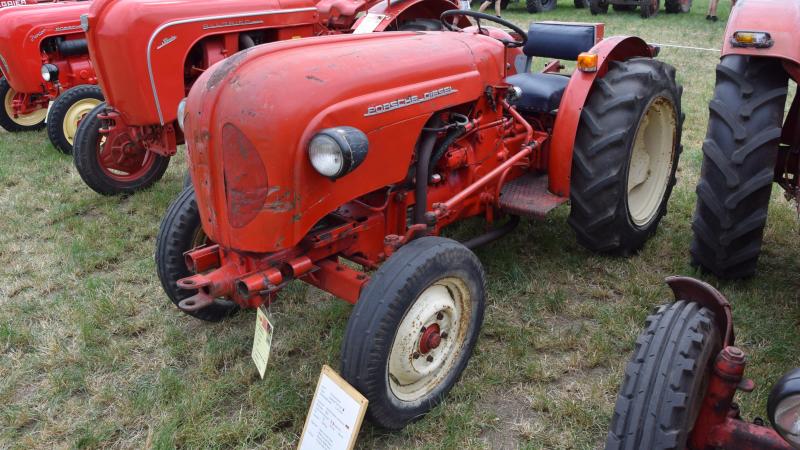 Standard Star 219 S,  ongeveer 20 stuks  gebouwd.