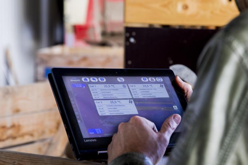 Een condensdrooginstallatie is nauwkeurig in te stellen, evt. met voorafgeprogrammeerde bewaarregimes.
