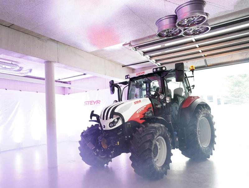 De Steyr Expert CVT werd zopas gelanceerd in Saalfelden. Deze tractor maakt de traploze transmissie nu ook beschikbaar in het 100 pk-segment.