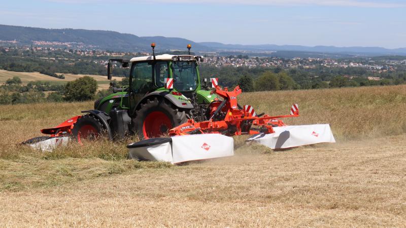 Kuhn heeft een triplemaaier klaar voor lichtere tractoren.