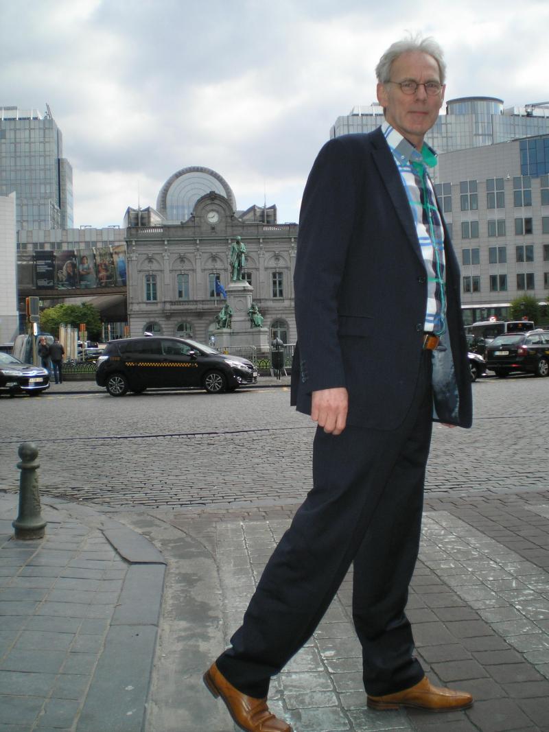 Geert Staring: “In Nederland zijn aan nateelt strenge eisen gesteld en moet het perceel waarvan de opbrengst bestemd is om nageteeld te worden onder meer een veldkeuring door de NAK ondergaan. Helaas kent alleen Nederland dit systeem.