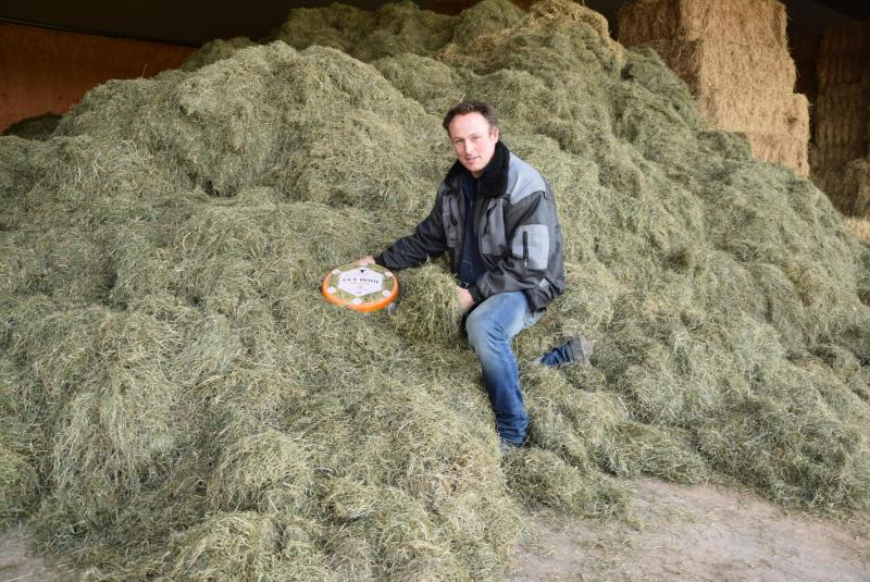 Na 4 maanden zijn de meeste kazen al wat harder, maar die van grasgevoerde koeien blijven langer smeuïg.