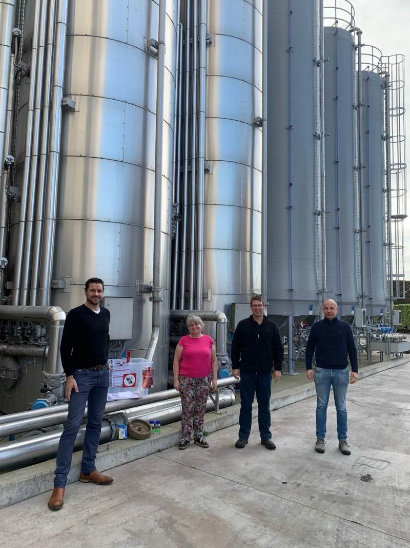 Het multidisciplinair team van Vanden Avenne zocht naar alternatieven voor ZnO, v.l.n.r. Jef Quirijnen, Kristien Vanbelleghem, Amaury Vervack en Frederik Dieryckxvisschers.