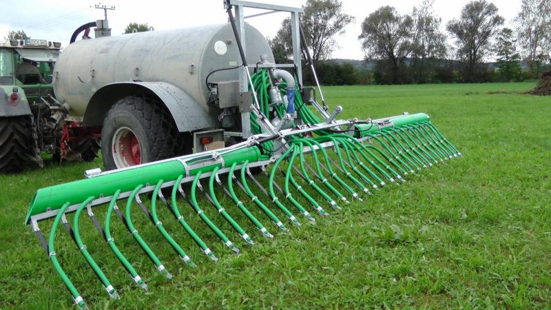 De Möscha Spreaderboom gebruikt een buis in kunstof als ondersteunend constructie-element.