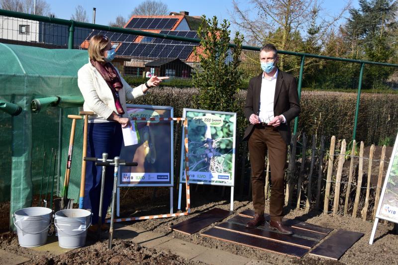 ILVO-persverantwoordelijke Greet Riebbels en ILVO-topman Joris Relaes.