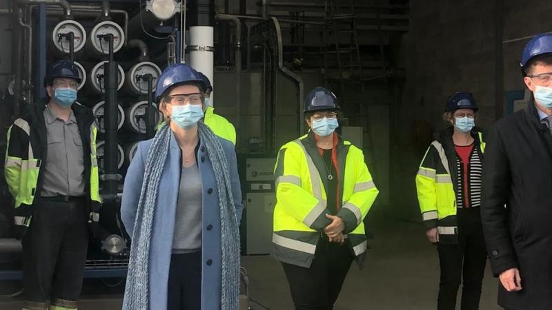 In een vestiging waar gewasbeschermingsmiddelen geproduceerd worden, wordt biologisch gezuiverd afvalwater opgewaardeerd tot een kwaliteit die nog beter is dan drinkwater.