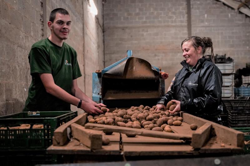 Jessie en Robin werken allebei op De Winning en doen dat werk heel graag.