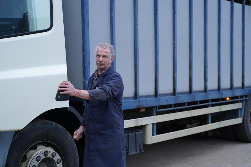 Leon passeert op 2 dagen zo’n 50 boeren om te vragen of ze iets verkopen.