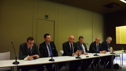 Fedagrim voorzitter Johan Colpaert (r) roept op tot meer samenwerking tussen het federale en regionale niveau. Stefaan Forret (l) evalueert positief de veranderingen die het beursopzet heeft gekend.