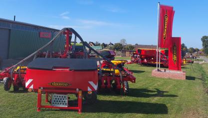 In Duitsland neemt Väderstad een nieuwe demoboerderij in gebruik.