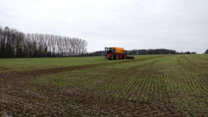 Gisteren vond, op initiatief van de landbouworganisaties, een overleg plaats met een grote groep van partners uit de lokale voedselketen om zich te buigen over concrete voorstellen voor een betere waterkwaliteit.