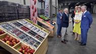 Belgisch vorstenpaar bezocht BelOrta bij de start van het hoogseizoen Belgisch zachtfruit