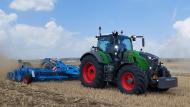 De Fendt 728 Vario won de ‘Tractor of the Year 2023’ award.