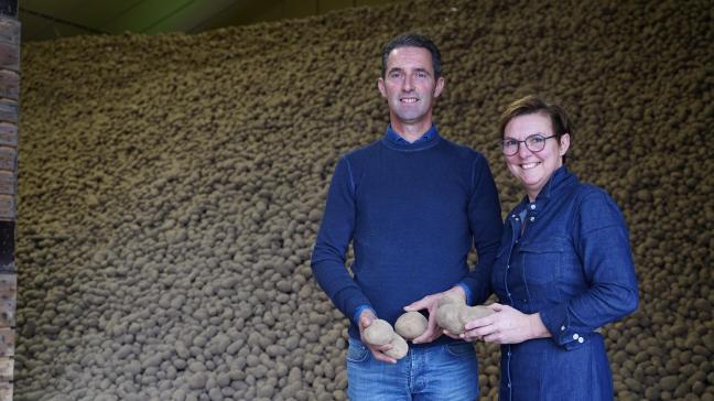 Rudi en Ria namen een jaar geleden hun nieuwe aardappelloods in gebruik.