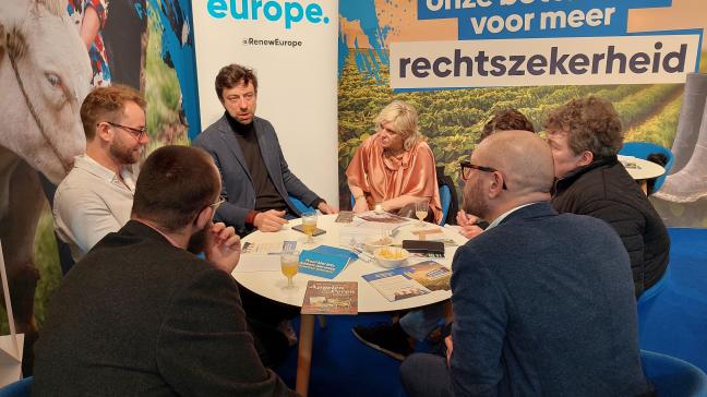 Open Vld wil dat onze boeren een zekere blik hebben op de toekomst en dat de landbouw kan blijven zorgen voor welvaart en voedselzekerheid in onze regio.