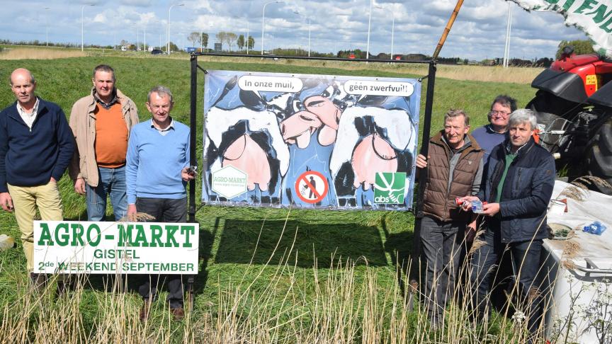 Een borden- en affichecampagne moet recreanten en passanten op het platteland bewuster doen omgaan met afval. Zwerfvuil hoort in de vuilbak!