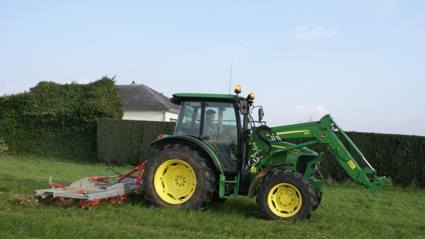 Het resultaat na een sleepbeurt is een geoptimaliseerde weide, waar het gras aan groeikracht wint.