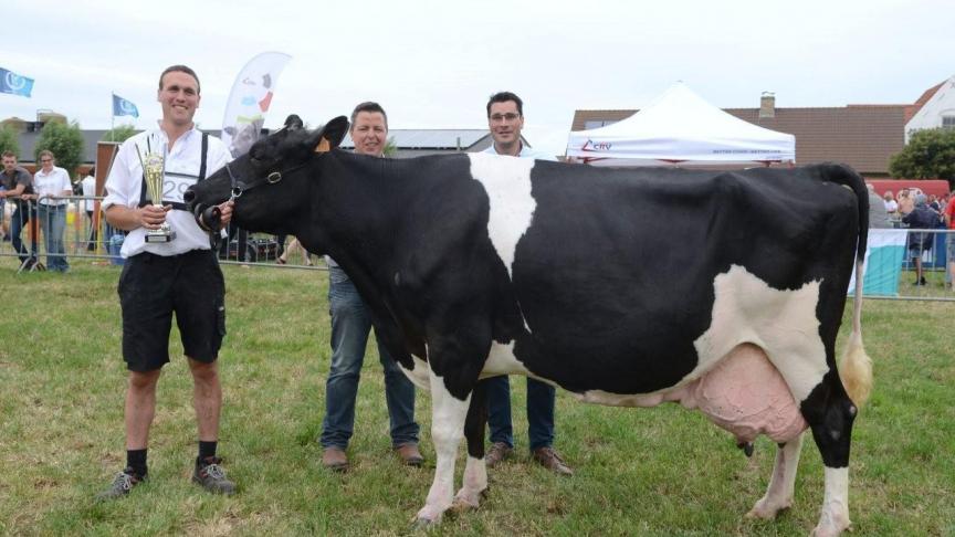 Vitesse (148.770 liters, 6.608 kg vet en 4.692 kg eiwit), winnaar CRV rendementsprijs.
