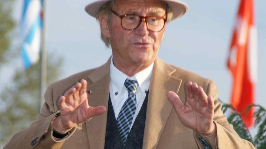 Willy Naessens bedankte uitdrukkelijk de 250 vrijwilligers die paraat waren om het menkampioenschap te organiseren.