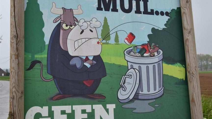 Zwerfvuil doodt jaarlijks dieren. De voedingsindustrie is tegen statiegeld maar zegt met andere initiatieven zwerfvuil tegen te gaan.