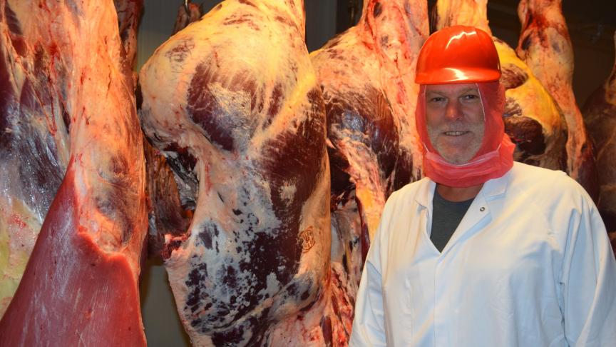 Pascal De Clerck zag hoe Adriaens het afgelopen jaar stand hield, maar ook hoe er soepeler met de Belbeef-norm werd omgesprongen.