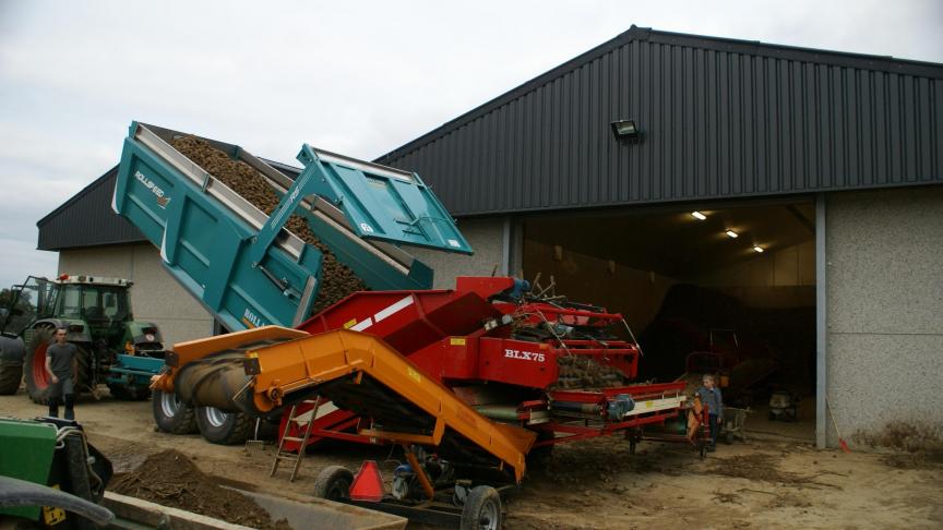 Het transport- en inschuurmateriaal evolueert logischerwijs mee met  het geteelde  aardappelareaal.