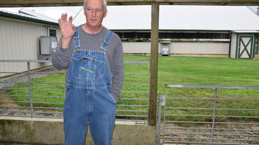 Onderzoeker Thomas Parsons werkte drie jaar in Duitsland en kwam in 1996 terug om mee een varkensproductieopleiding op te starten in het onderzoekscentrum.