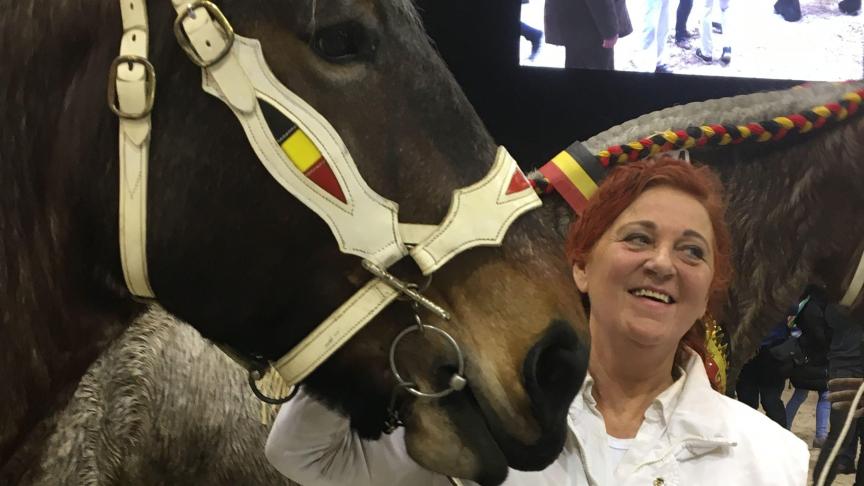 Lutgarde Van Buggenhout uit Herzele straalt van geluk na het behalen van het reservekampioenschap met haar 13-jarige merrie Danseuse van Hazelbeek.