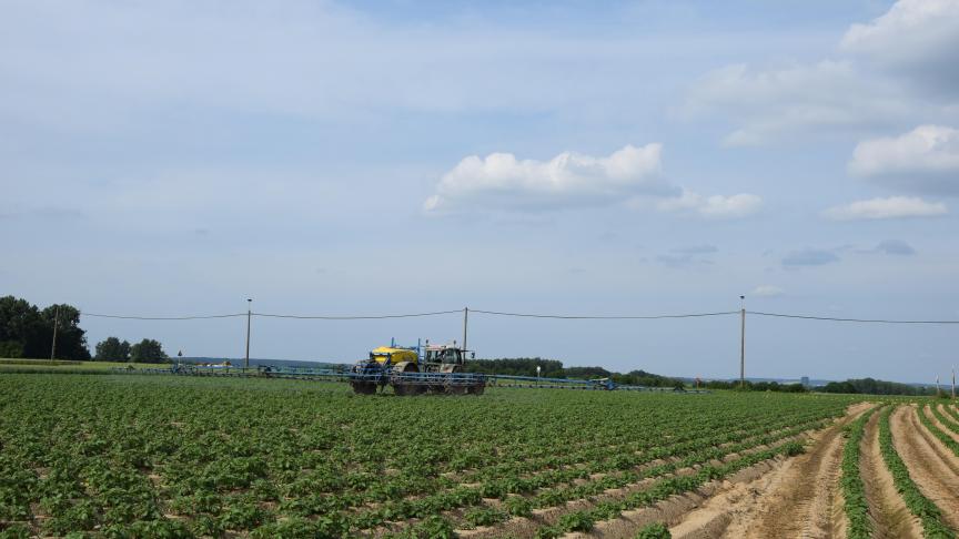 Door een bepaald aantal vormingen te volgen, kunnen landbouwers hun fytolicentie  verlengen en dus behouden.
