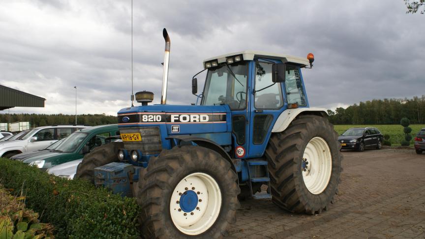Nederlandse (land)bouwvoertuigen kunnen in de toekomst allemaal een kenteken (nummerplaat) krijgen. Tot op heden was enkel het ‘grensverkeer’ hiermee uitgerust.