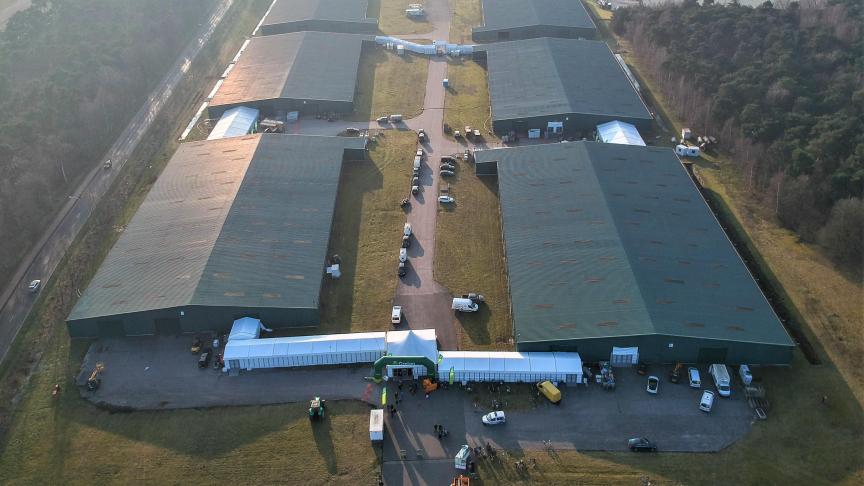 De voormalige militaire loodsen worden al voor de derde keer ingepalmd door de Agridagen.