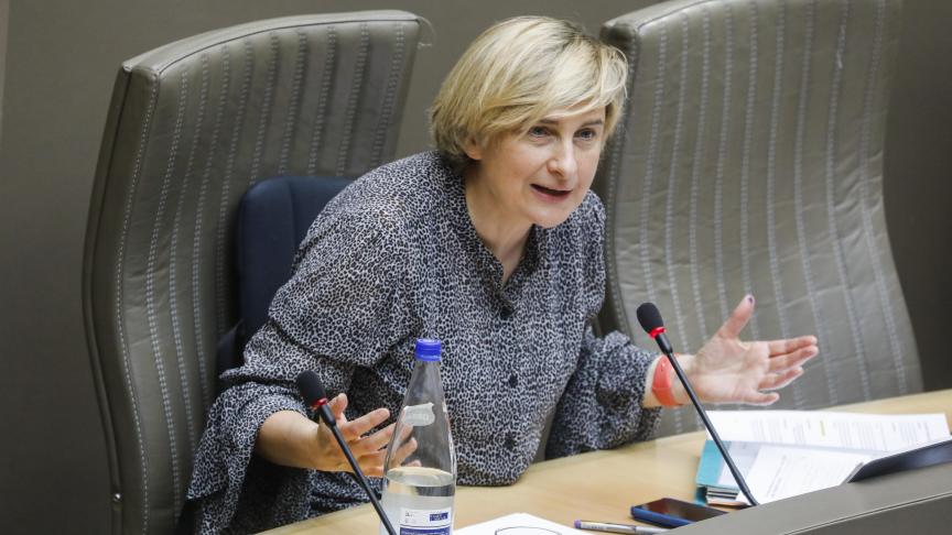 Landbouwminister Hilde Crevits (CD&V) maakte een stand van de crissis in de Vlaamse landbouw op.