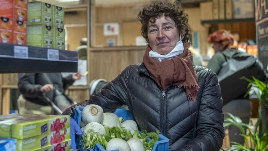 De soep is gemaakt van groenteoverschotten waar REO-veiling en andere regionale leveranciers door de corona-crisis moeilijker afzet voor vinden.