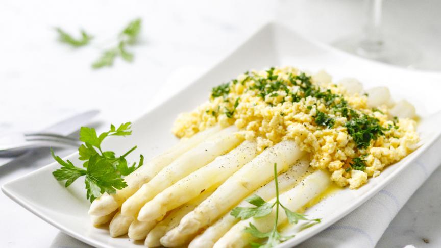 Asperges op zijn Vlaams_verticaal (2)