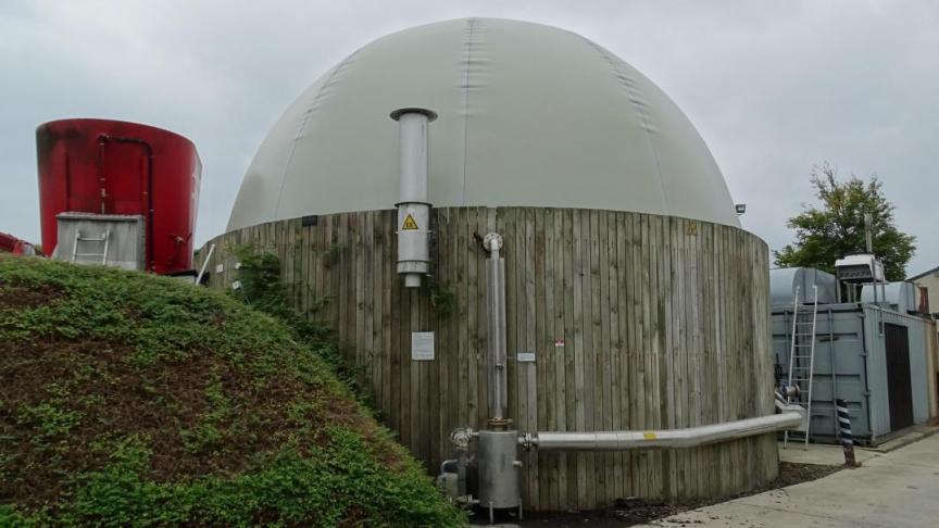 Het onderzoekscentrum Inagro heeft op de eigen site een pocketvergister staan.