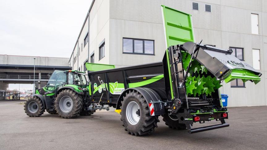 De nieuwe ‘Muck Control’ schotelstrooiers van Fliegl zijn er met 1, 2 of 3-assen.