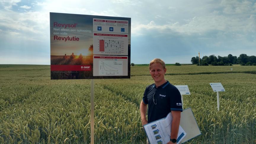 Michiel Hubau stond uitgebreid stil bij de inzet van graanherbiciden en de nieuwe oplossing Revysol van BASF.