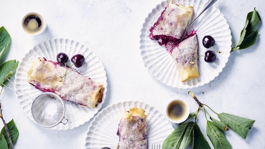 Ministrudel van kersen en platte kaas (2) (2)