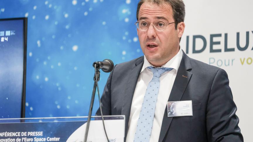 David Clarinval is een zeer ervaren politicus en was een tijdje bestuurder van een bouwfirma, die ook stallen en schuren bouwt.