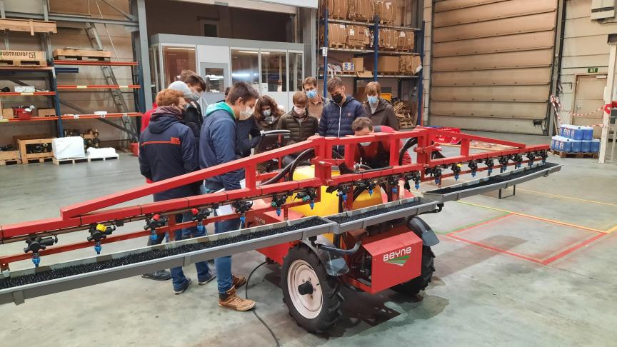 Joachim Kerkhove: Tijdens het werkplekleren zien we dat studenten heel wat zaken vragen, beleven en bijleren.