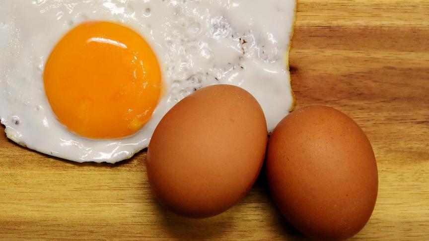 Door de kook- en bakwoede kende het thuisverbruik van eieren in 2020 een sterke groei.