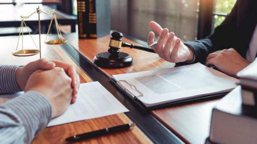 Een techniek om voor de langstlevende partner een bijkomende zekerheid te bieden en toch ook de nodige flexibiliteit in te bouwen kan gevonden worden in het huwelijkscontract.
